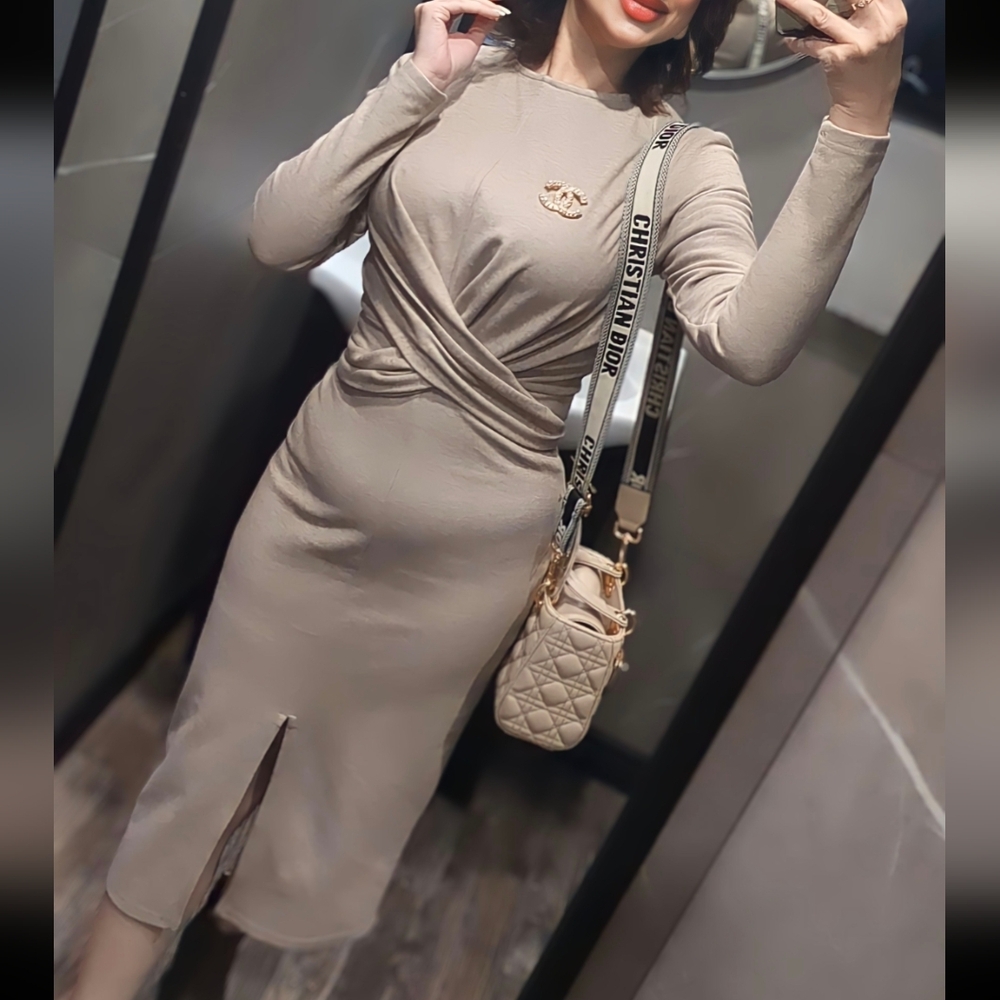 Marchelas singapore wool dress